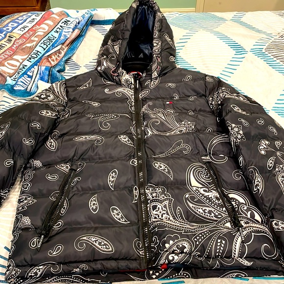 Tommy Hilfiger Puffer Jacket - Picture 1 of 3